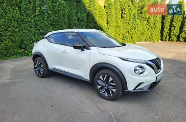 Внедорожник / Кроссовер Nissan Juke 2021 в 