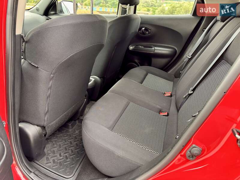 Позашляховик / Кросовер Nissan Juke 2016 в Чернівцях