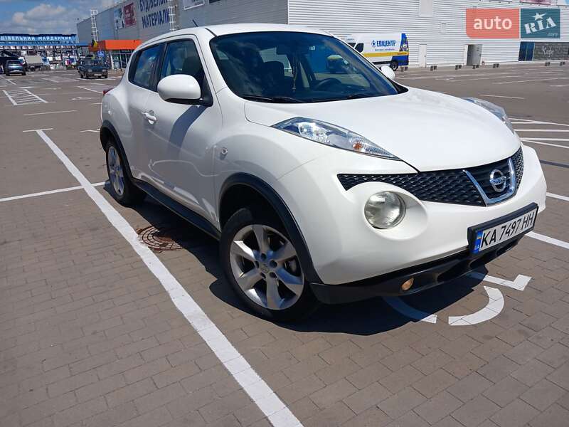 Внедорожник / Кроссовер Nissan Juke 2011 в Киеве