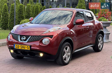 Внедорожник / Кроссовер Nissan Juke 2012 в 
