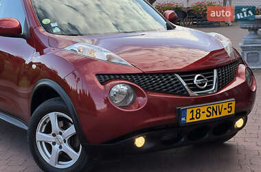 Внедорожник / Кроссовер Nissan Juke 2012 в 