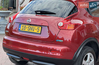 Внедорожник / Кроссовер Nissan Juke 2012 в 