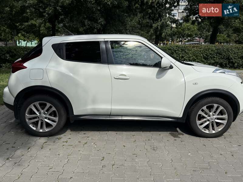 Внедорожник / Кроссовер Nissan Juke 2012 в Черновцах фото 3 Внедорожник / Кроссовер Nissan Juke 2012 в Черновцах