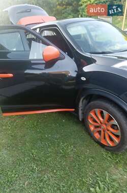 Позашляховик / Кросовер Nissan Juke 2014 в Львові