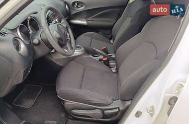 Внедорожник / Кроссовер Nissan Juke 2017 в 