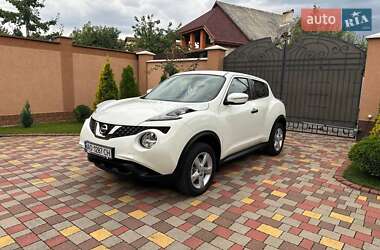 Позашляховик / Кросовер Nissan Juke 2017 в Мукачевому