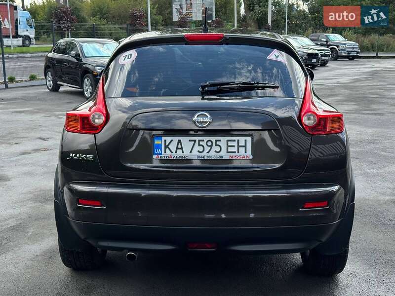 Внедорожник / Кроссовер Nissan Juke 2013 в Каменец-Подольском