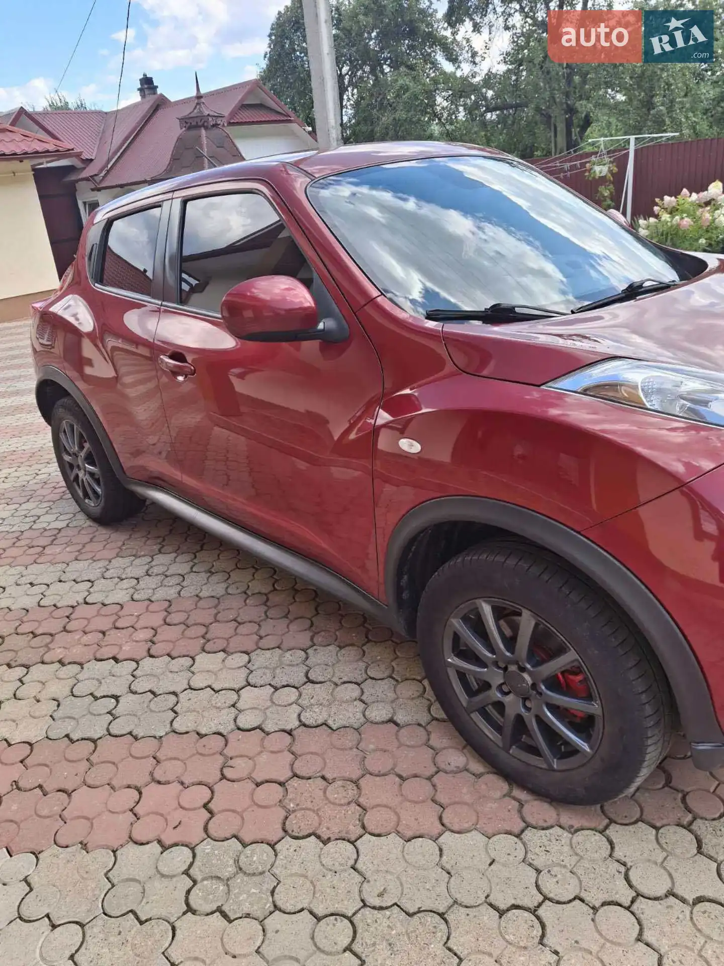 2010 Nissan Juke - мініатюра 2