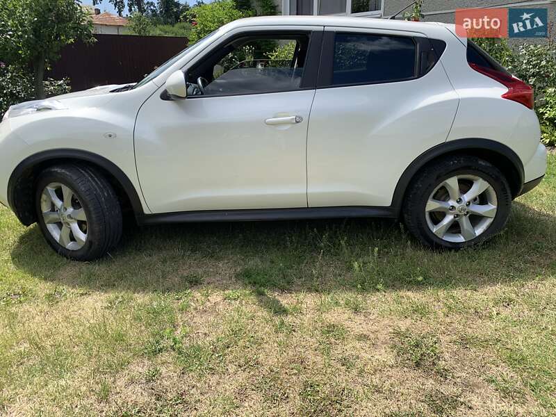 Внедорожник / Кроссовер Nissan Juke 2013 в Ивано-Франковске
