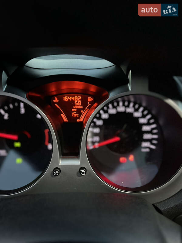 Позашляховик / Кросовер Nissan Juke 2011 в Дніпрі