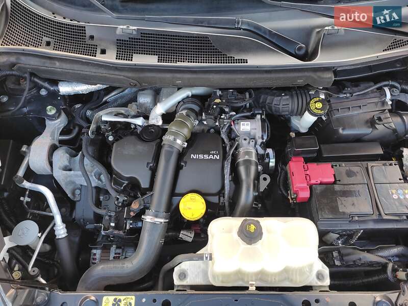 Внедорожник / Кроссовер Nissan Juke 2015 в Звягеле фото 13 Внедорожник / Кроссовер Nissan Juke 2015 в Звягеле