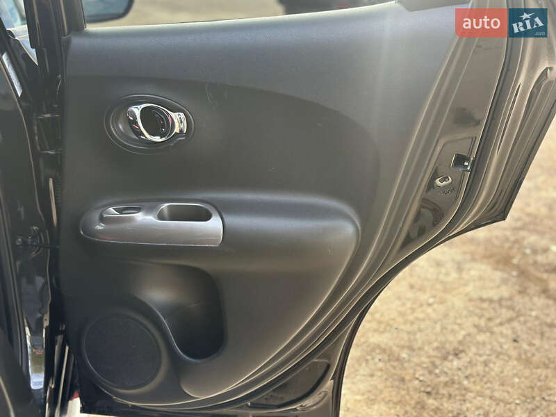 Позашляховик / Кросовер Nissan Juke 2013 в Львові