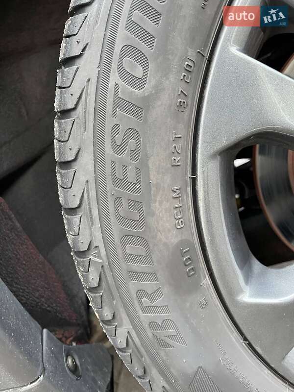 Внедорожник / Кроссовер Nissan Juke 2015 в Днепре фото 50 Внедорожник / Кроссовер Nissan Juke 2015 в Днепре