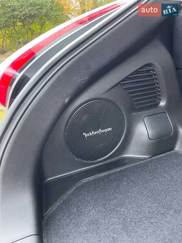 Внедорожник / Кроссовер Nissan Juke 2015 в Днепре фото 9 Внедорожник / Кроссовер Nissan Juke 2015 в Днепре