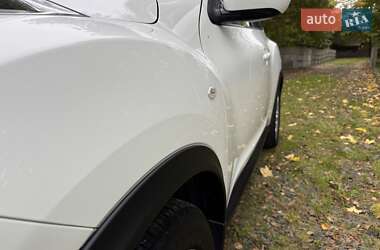 Внедорожник / Кроссовер Nissan Juke 2011 в 