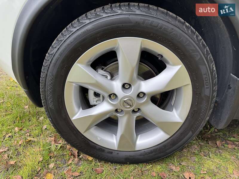 Внедорожник / Кроссовер Nissan Juke 2011 в Ровно
