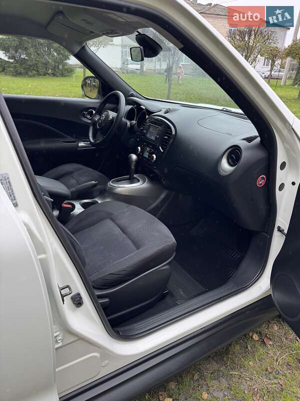 Внедорожник / Кроссовер Nissan Juke 2011 в Ровно