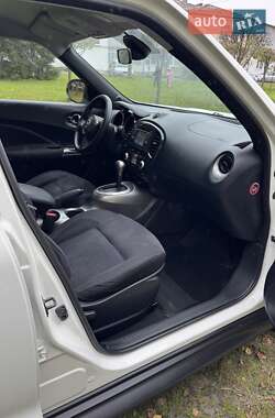 Внедорожник / Кроссовер Nissan Juke 2011 в 