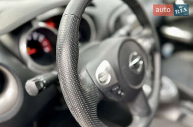 Позашляховик / Кросовер Nissan Juke 2014 в 