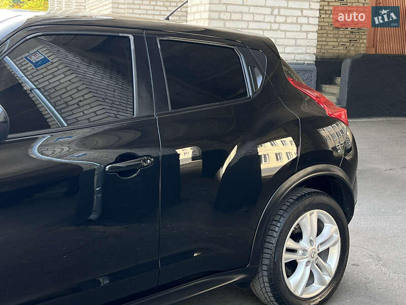 Внедорожник / Кроссовер Nissan Juke 2011 в Ковеле