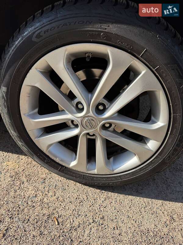 Позашляховик / Кросовер Nissan Juke 2011 в Львові