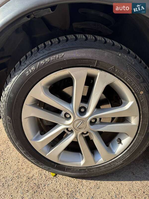 Позашляховик / Кросовер Nissan Juke 2011 в Львові