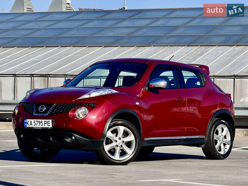 Внедорожник / Кроссовер Nissan Juke 2013 в Киеве