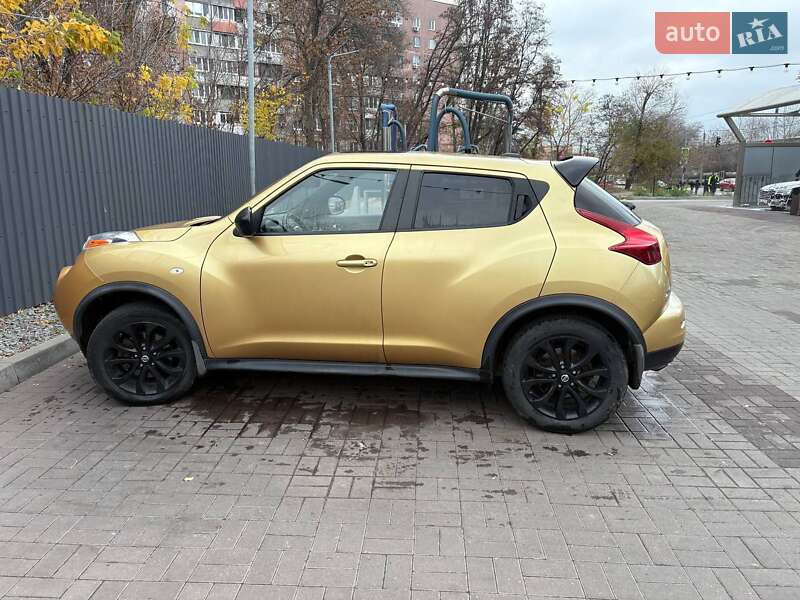 Позашляховик / Кросовер Nissan Juke 2012 в Дніпрі