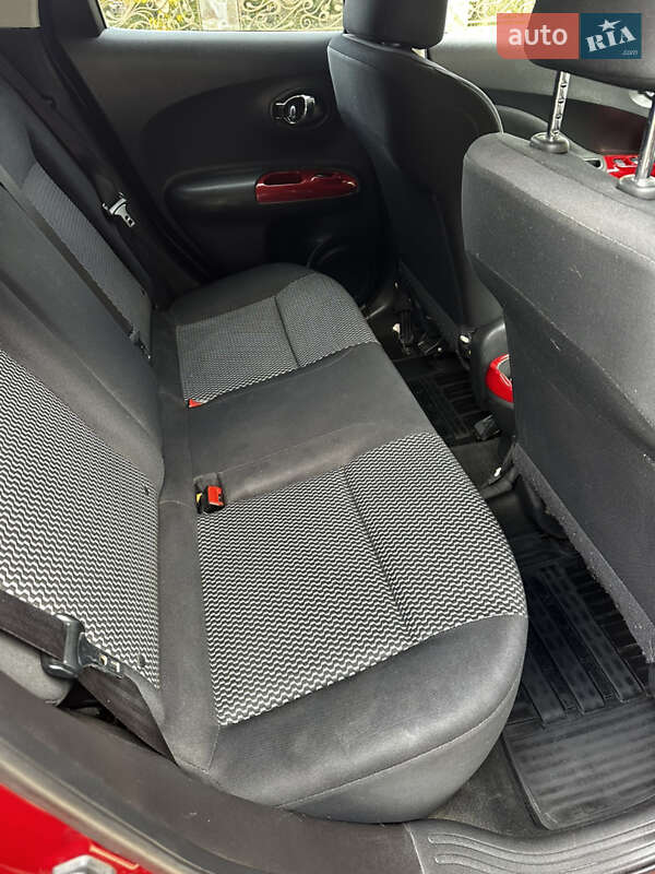 Позашляховик / Кросовер Nissan Juke 2016 в Івано-Франківську