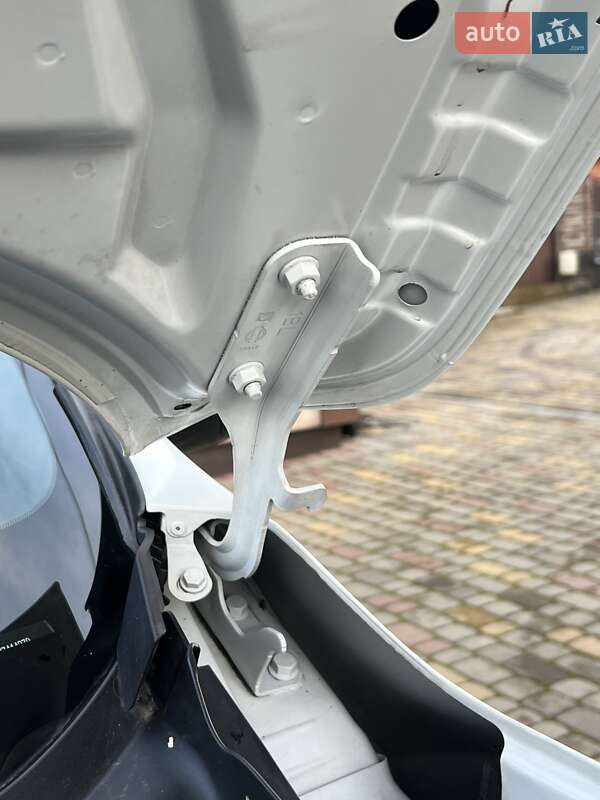 Позашляховик / Кросовер Nissan Juke 2017 в Івано-Франківську фото 128 Позашляховик / Кросовер Nissan Juke 2017 в Івано-Франківську