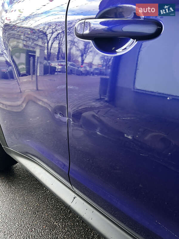 Внедорожник / Кроссовер Nissan Juke 2016 в Киеве фото 4 Внедорожник / Кроссовер Nissan Juke 2016 в Киеве