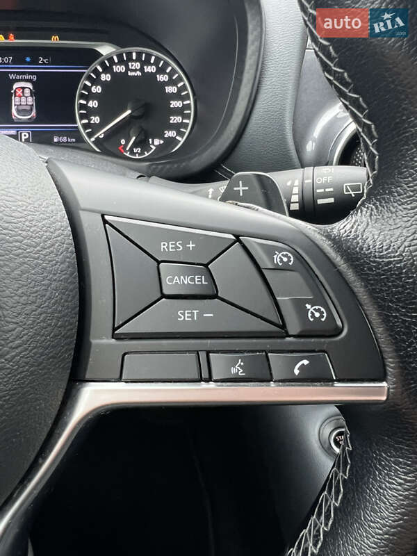 Внедорожник / Кроссовер Nissan Juke 2022 в Львове