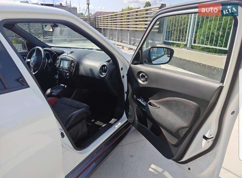 Внедорожник / Кроссовер Nissan Juke 2016 в Киеве