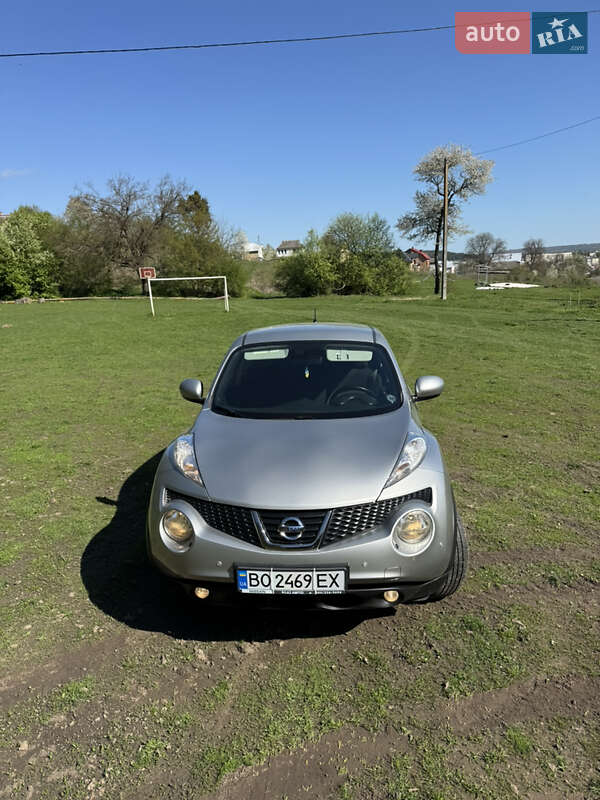 Позашляховик / Кросовер Nissan Juke 2011 в Бережанах