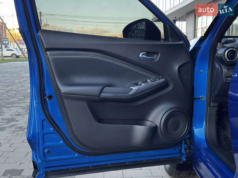 Внедорожник / Кроссовер Nissan Juke 2023 в Ужгороде