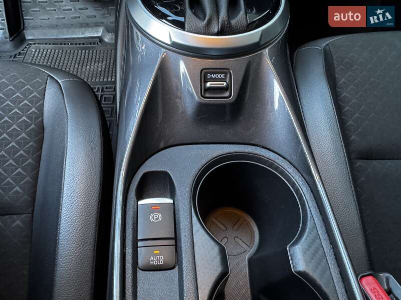 Внедорожник / Кроссовер Nissan Juke 2023 в Ужгороде