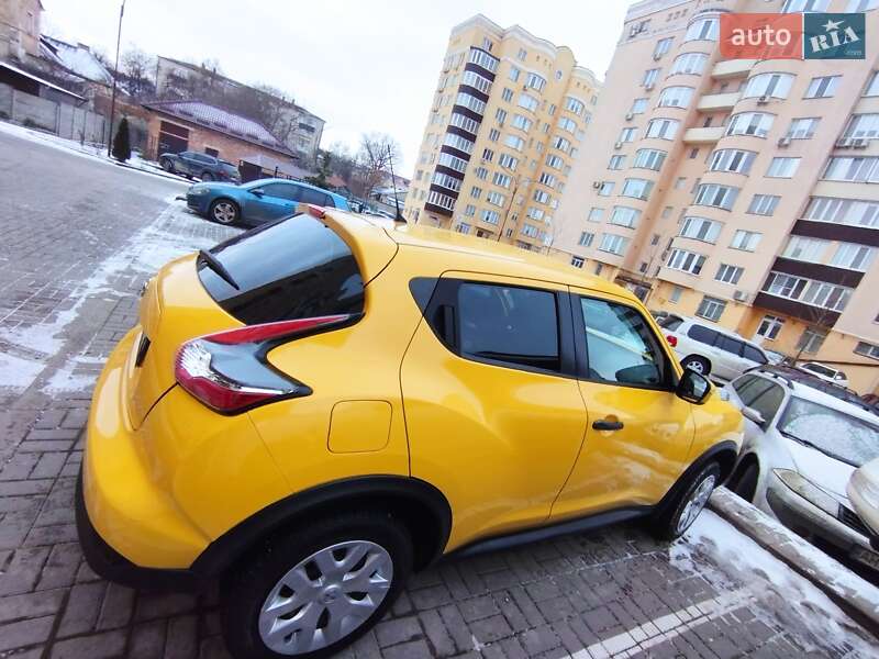Внедорожник / Кроссовер Nissan Juke 2017 в Каменец-Подольском