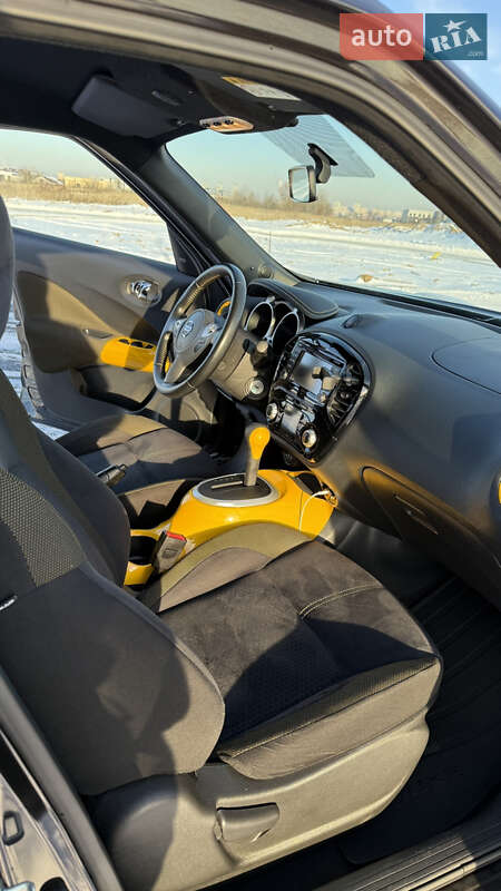 Внедорожник / Кроссовер Nissan Juke 2017 в Софиевской Борщаговке