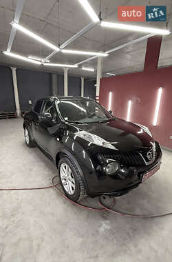 Внедорожник / Кроссовер Nissan Juke 2011 в Луцке