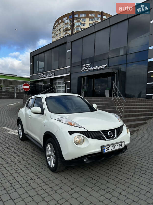 Внедорожник / Кроссовер Nissan Juke 2010 в Львове