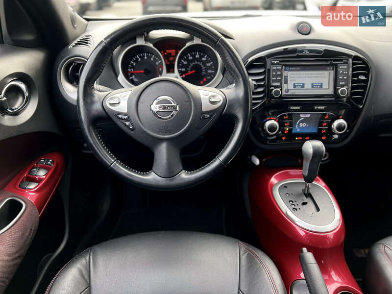 Позашляховик / Кросовер Nissan Juke 2015 в Одесі