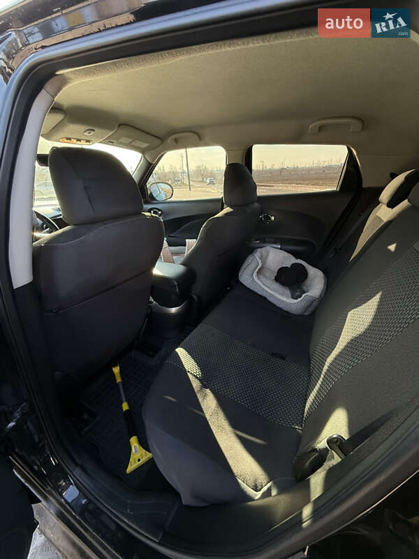 Внедорожник / Кроссовер Nissan Juke 2013 в Полтаве