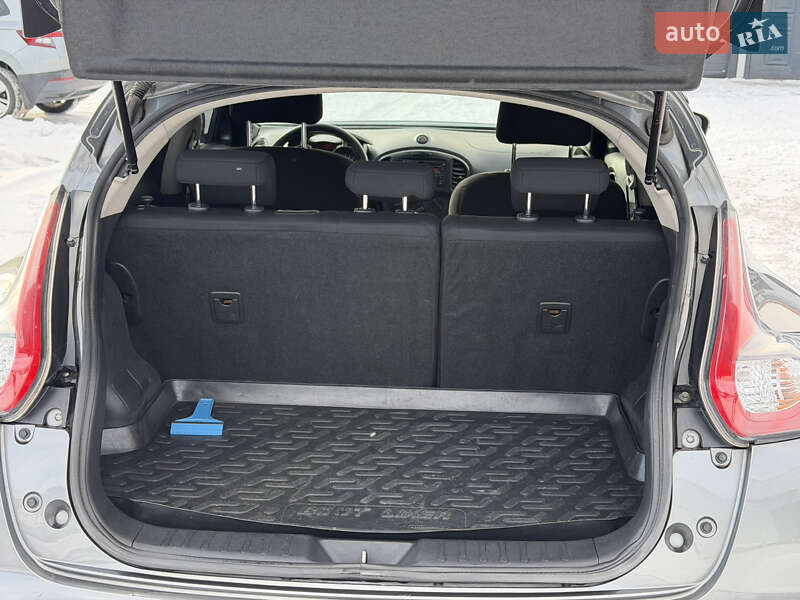 Внедорожник / Кроссовер Nissan Juke 2017 в Киеве