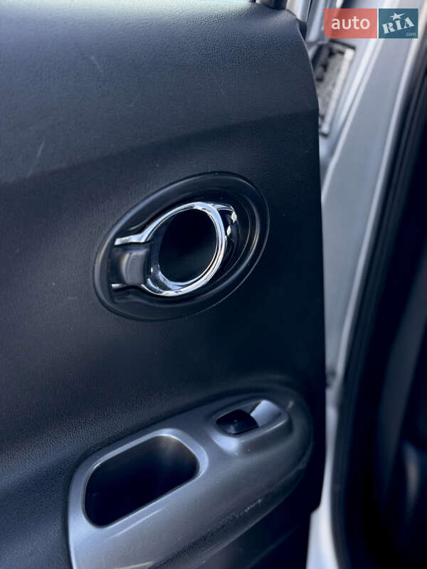 Внедорожник / Кроссовер Nissan Juke 2016 в Чернигове фото 52 Внедорожник / Кроссовер Nissan Juke 2016 в Чернигове