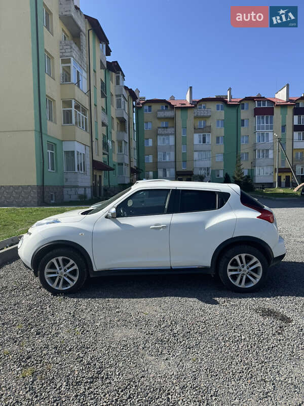 Внедорожник / Кроссовер Nissan Juke 2011 в Радехове