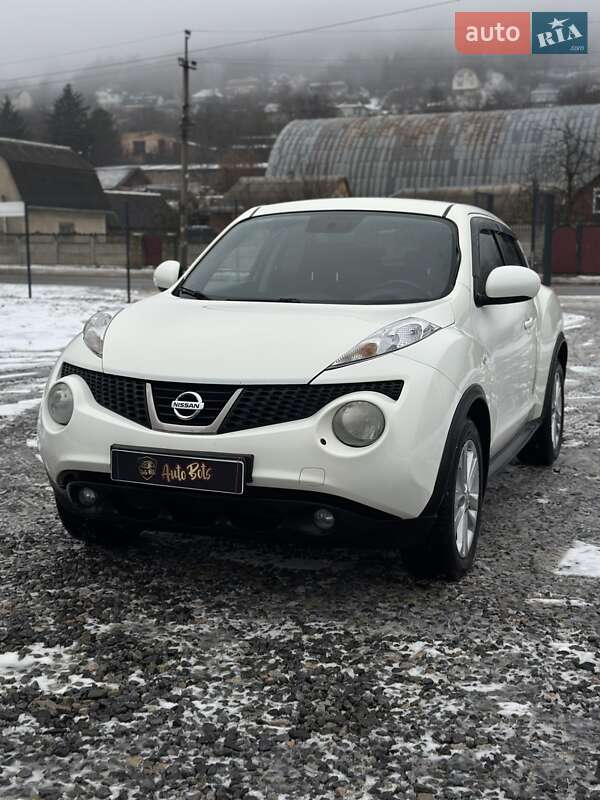 Внедорожник / Кроссовер Nissan Juke 2011 в Могилев-Подольске
