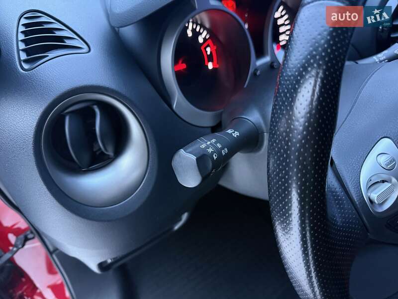 Внедорожник / Кроссовер Nissan Juke 2016 в Львове фото 89 Внедорожник / Кроссовер Nissan Juke 2016 в Львове