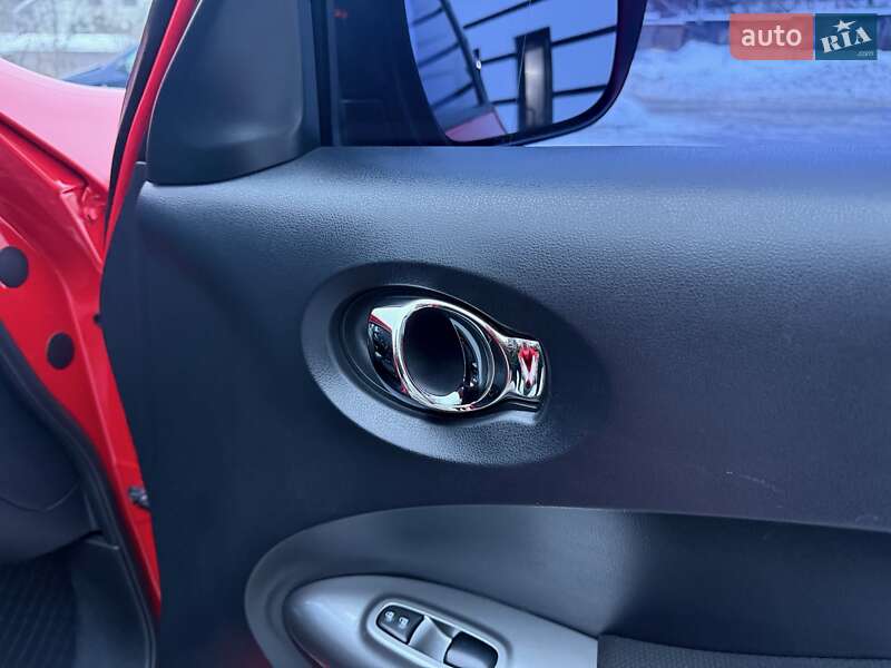 Внедорожник / Кроссовер Nissan Juke 2016 в Львове фото 104 Внедорожник / Кроссовер Nissan Juke 2016 в Львове