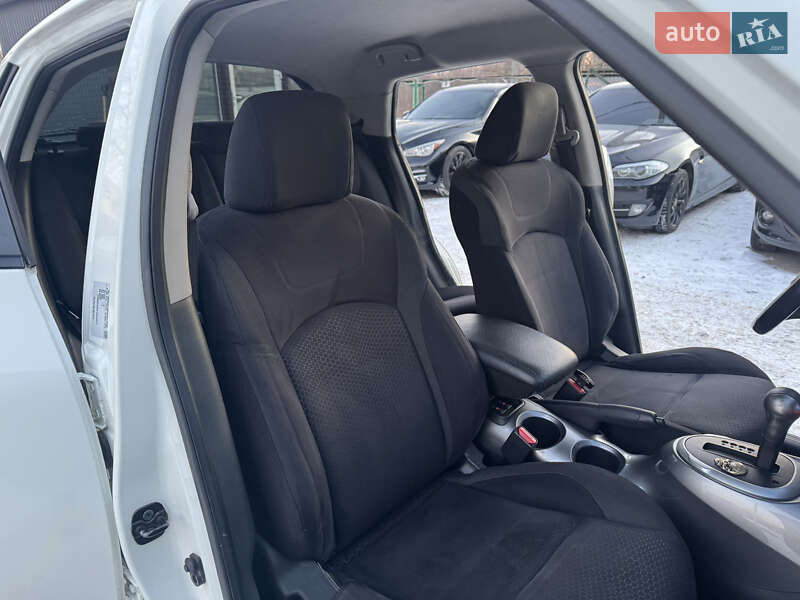 Внедорожник / Кроссовер Nissan Juke 2011 в Полтаве