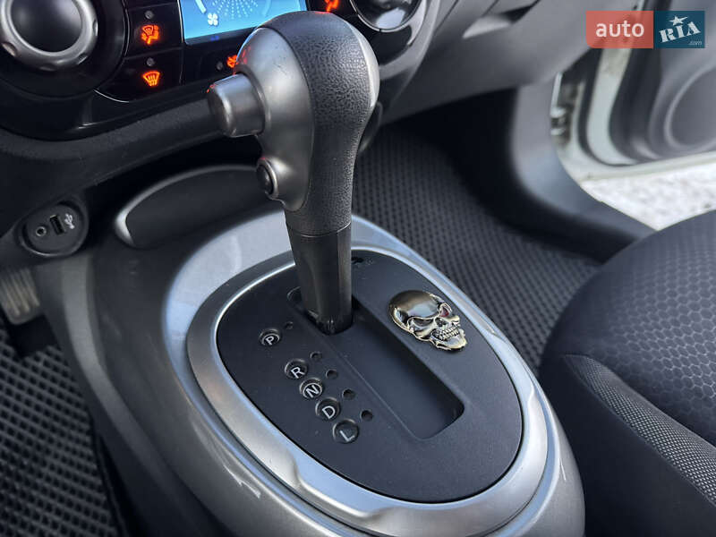 Внедорожник / Кроссовер Nissan Juke 2011 в Полтаве